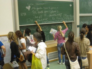 261871_10152123288918539_534237151_n